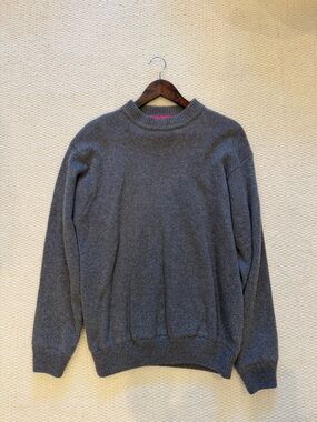 Shanghai Tang Men’s Dark Gray Crewneck Sweater